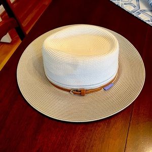 Wallaroo Kristy hat